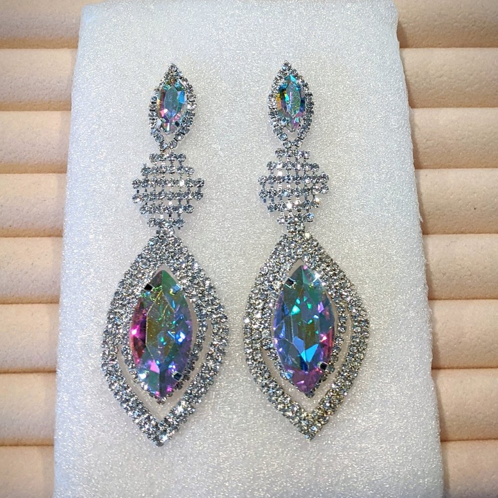 Mystic Color Glass & Genuine Austrian Crystal Drop